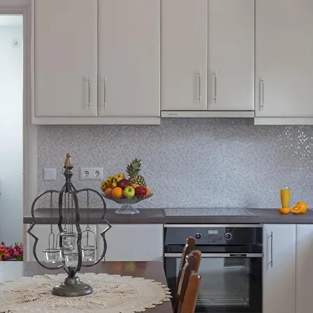 Provenzo Luxury And Daire Astypálaia